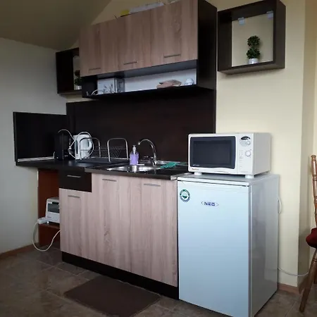 Studio Atani Eleshnitsa